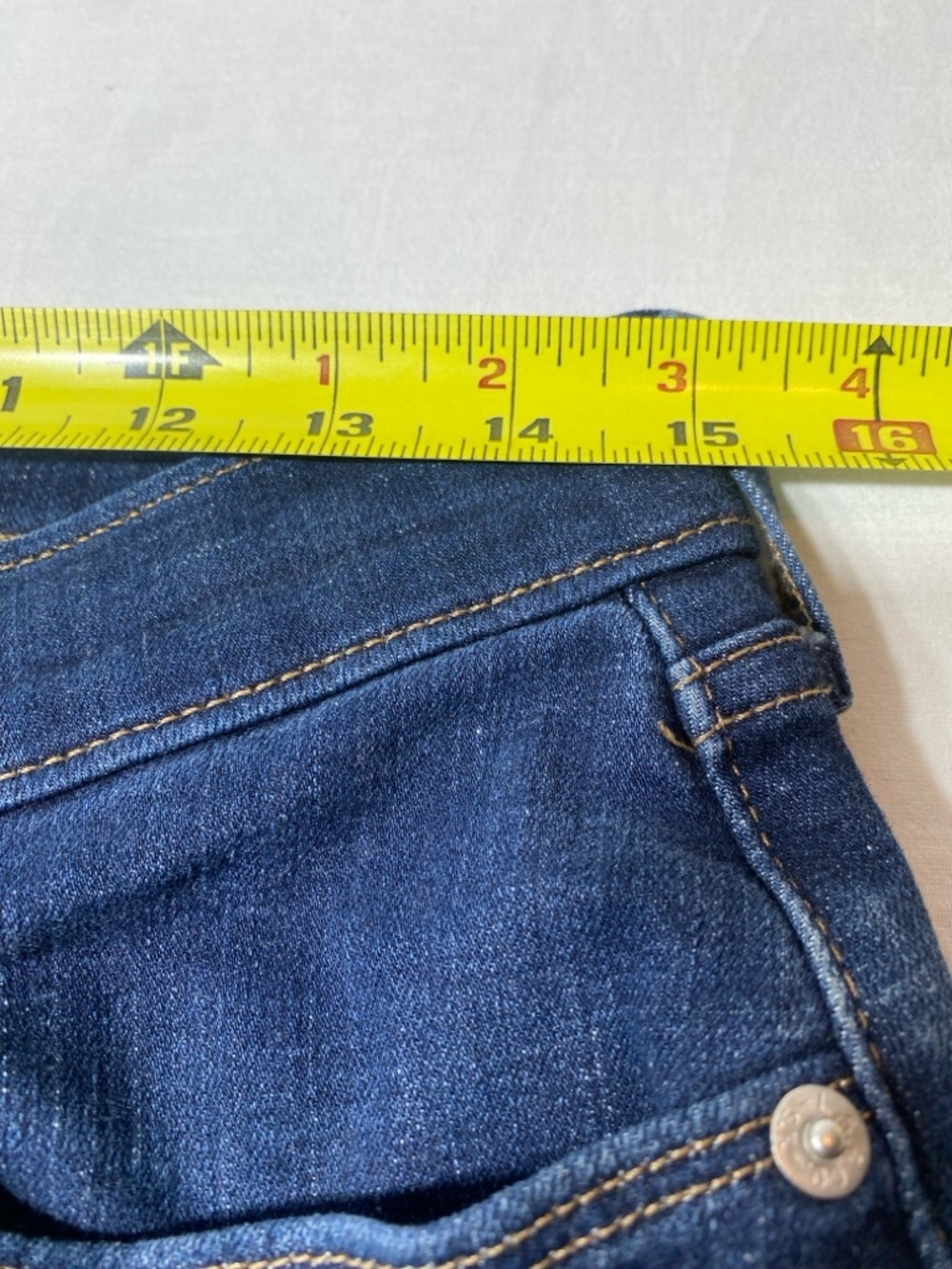 Levi's Classic Bootcut Blue Jeans Women’s Size 28 - Picture 7 of 13